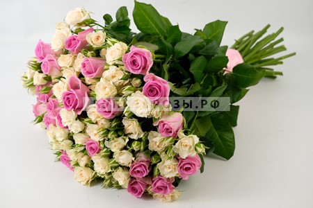 Букет роз Сирена купить в Москве недорого